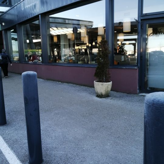 Crescendo Restaurant