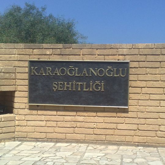 Monumento Karaoğlanoğlu