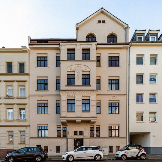 Etkar-André-Straße 23