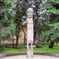 Bust of Victor Kingisepp in Kingisepp town