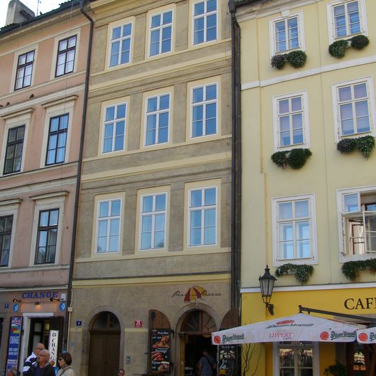 U Černé kočky, U Zlatého řetězu