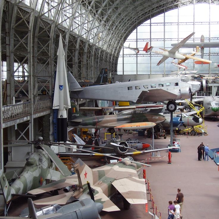 Belgijskie Królewskie Muzeum Sił Zbrojnych, Bruksela