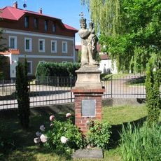 Socha Panny Marie s Ježíškem v Kněževsi