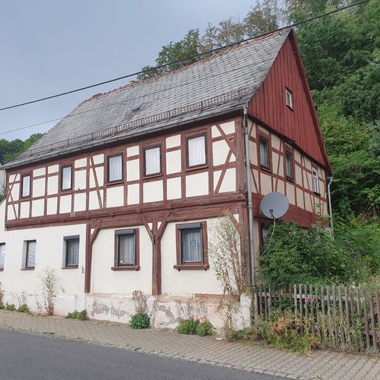 Wohnhaus in offener Bebauung Rudolf-Breitscheid-Straße 16