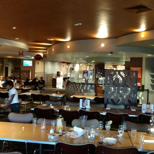Roxburgh Park Hotel