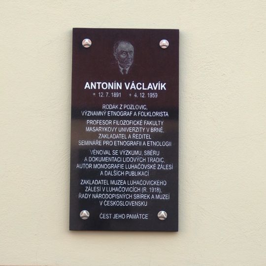 Pamětní deska Antonína Václavíka