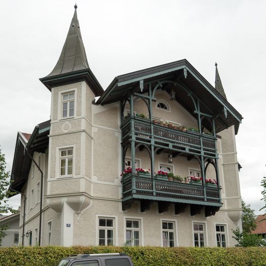 Alte Bernauer Straße 18