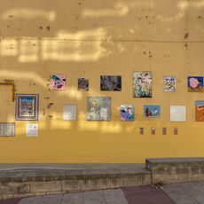 15/15, vecino busca artista