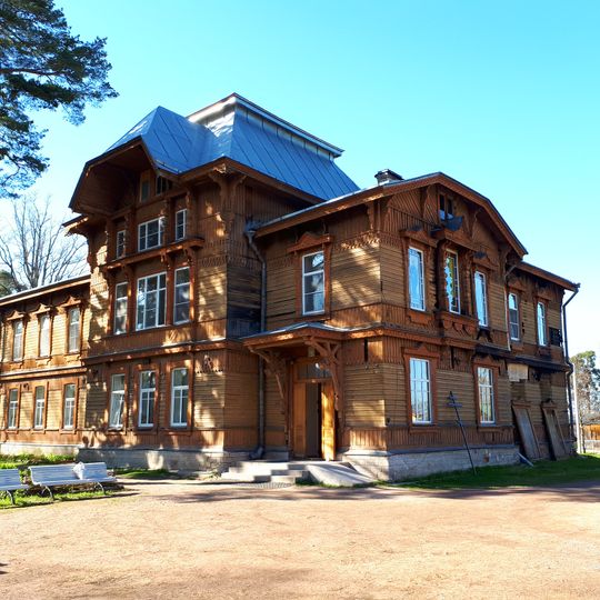 Здание Лоцманского собрания с домовой церковью Николая Чудотворца