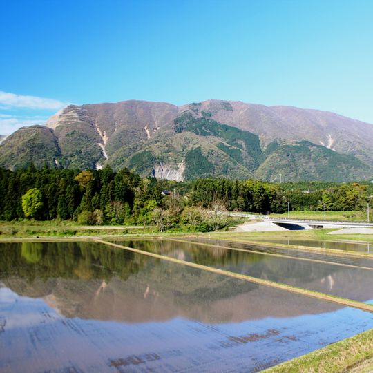 Mount Fujiwara