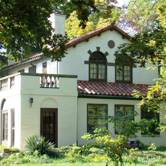 Reeveston Place Historic District