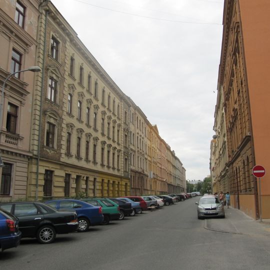 Soubor domů v Zahradnické ulici