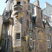 Conheça Edimburgo: do castelo aos passagens secretas da cidade velha