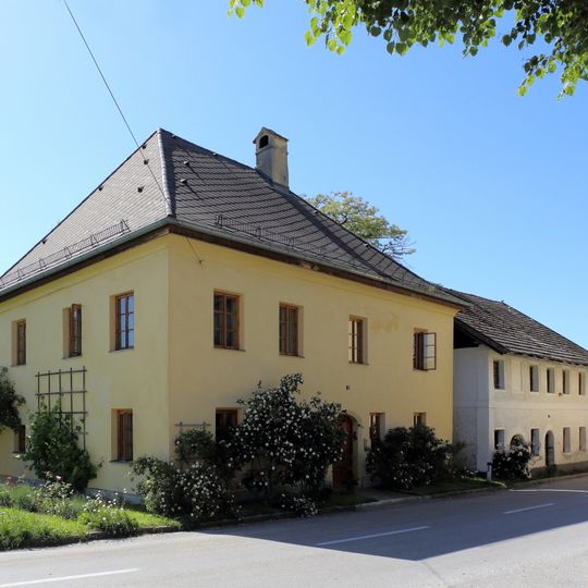 Wohnhaus, ehem. Benefiziatenhaus