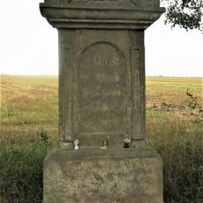 Kříž u silnice z Písečné do Bukovan