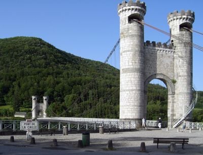 アルベール・ルブール、「LES LAVEUSES A PONT-DU-CHATE valseuses_expensive-shit.jpg